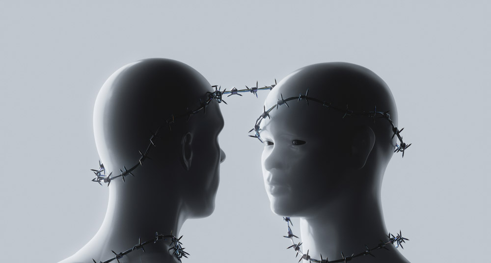 Symbolische Darstellung psychologischer Folgen nach Gewalt mit zwei gegenüberstehenden Personen und Stacheldraht